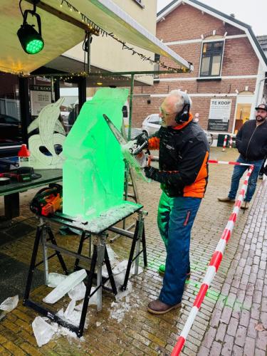 Een dolfijn van ijs